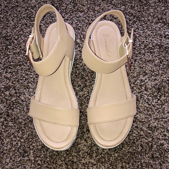 Nude Platform Sandals - Picture 5 of 8